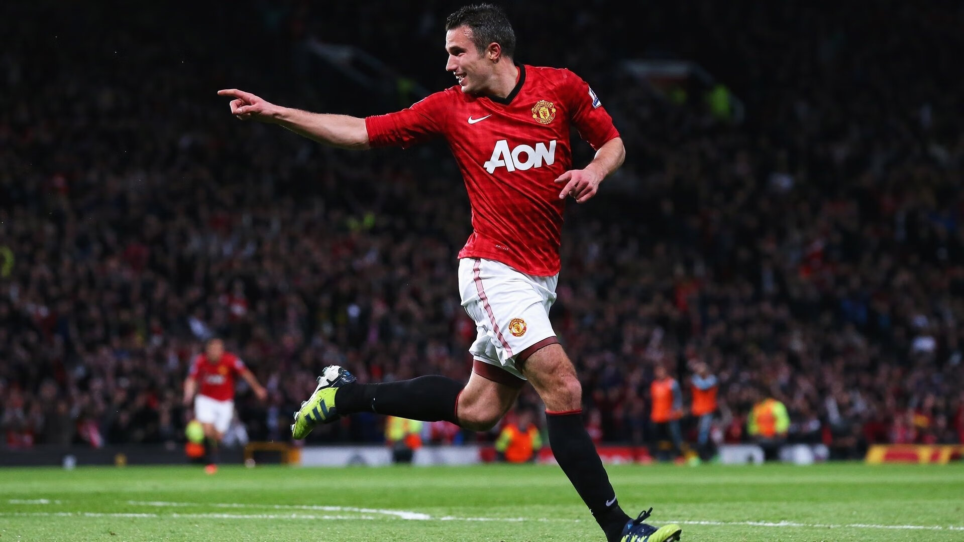 德甲攻守兼备：速度与战术完美结合！，德甲打法特点