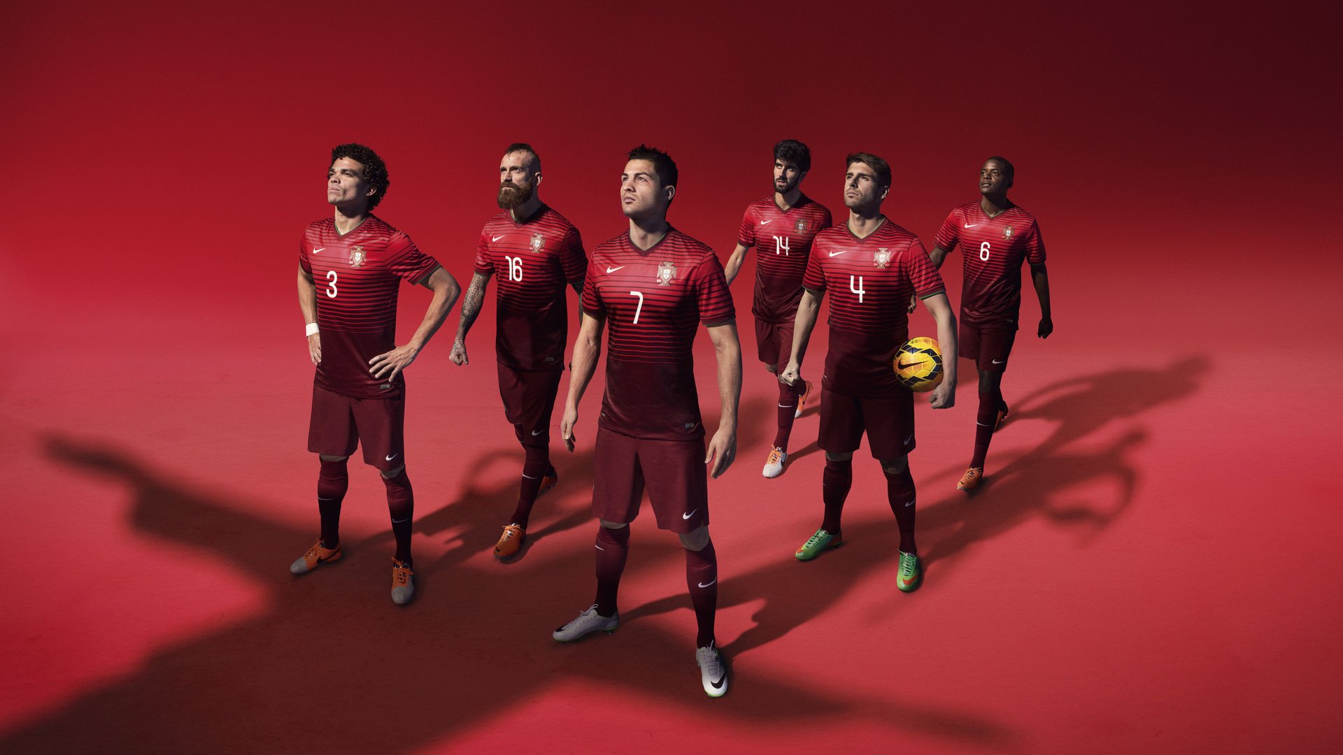 莫伊：稳定的scrum技术和出色的防守，使他成为全黑队不可或缺的球员